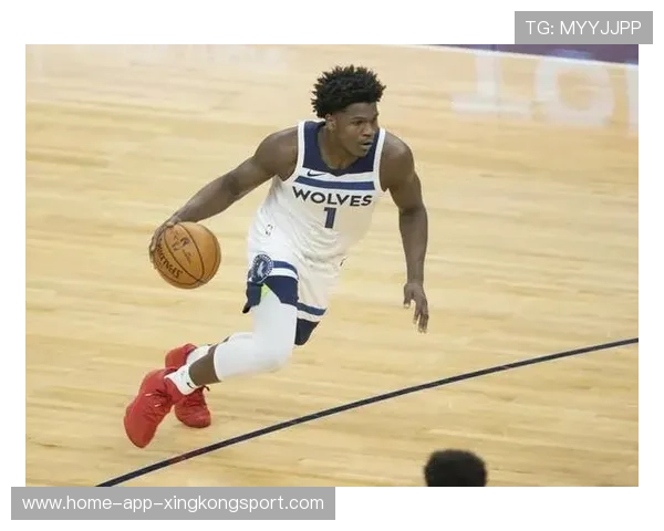 唐斯再现梦幻舞步轻松得分，森林狼保持领先